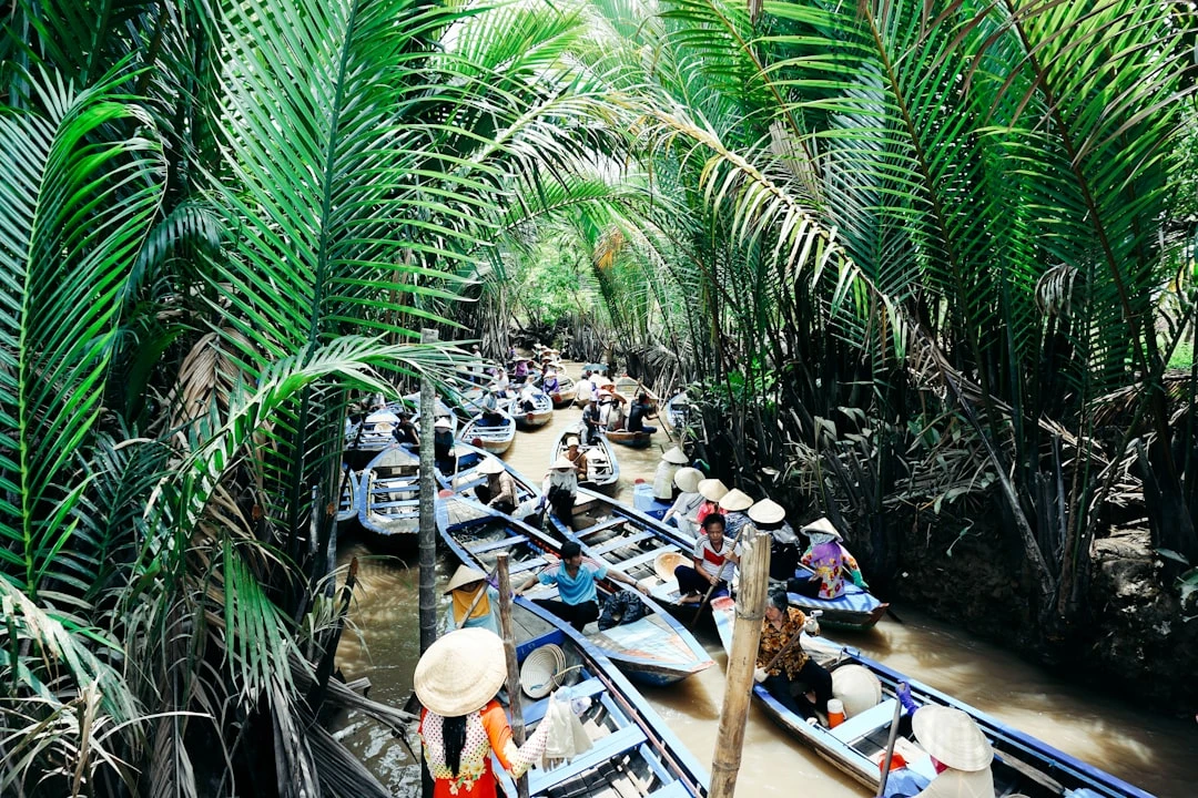 du-lich-mien-nam-thang-10-huong-dan-tu-travel-blogger-8-nam-kinh-nghiem